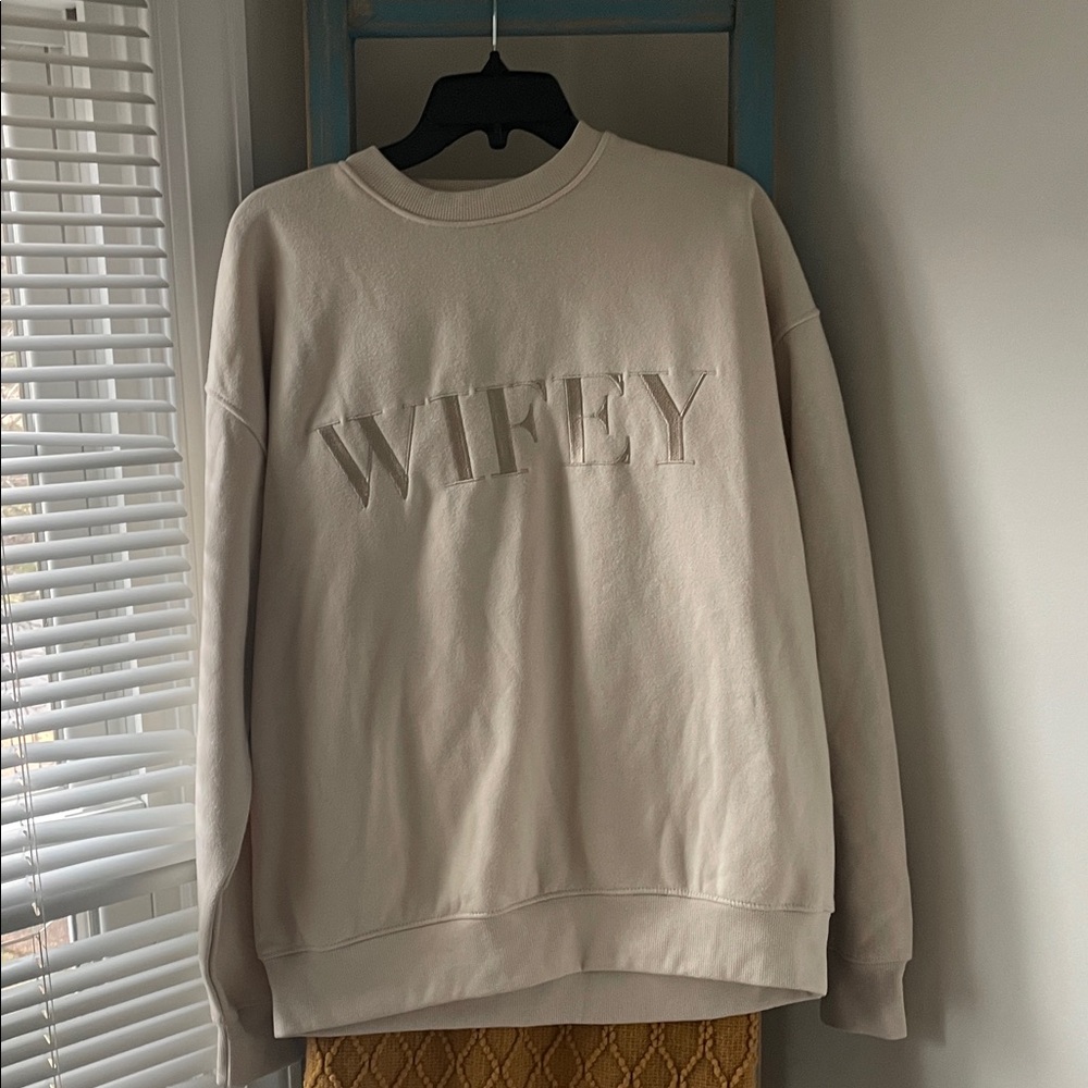 Elegant Cream Crewneck Sweater
